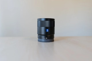 2026年版】Sony Sonnar T* FE 55mm F1.8 ZAのレビュー比較まとめ 軽量